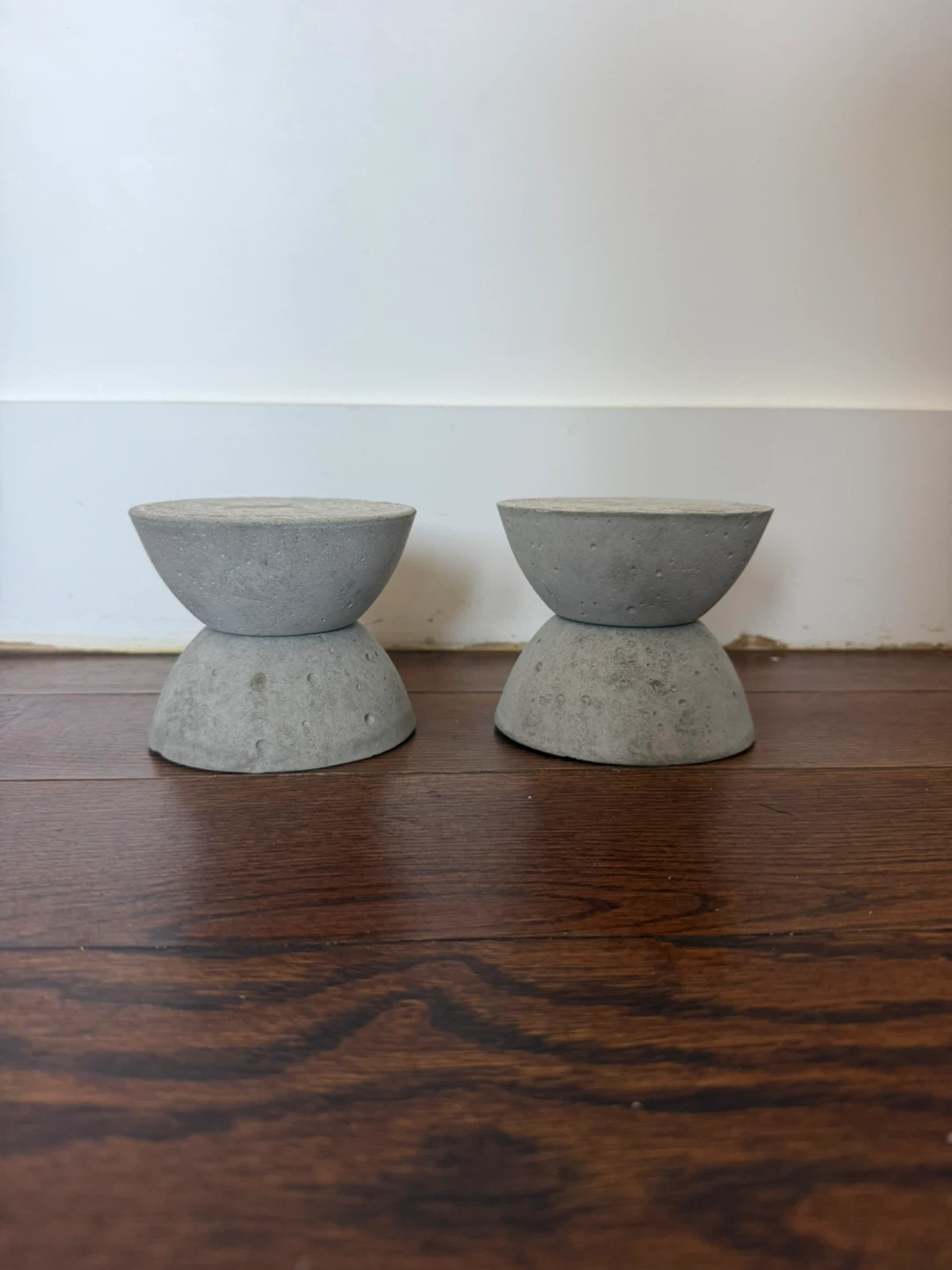 Set of 2 Concrete Book Ends