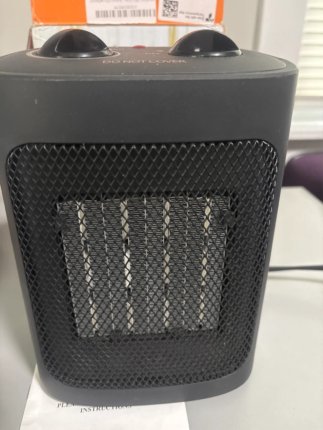 Portable Ceramic Heater with 3 Heat Settings - photo 2