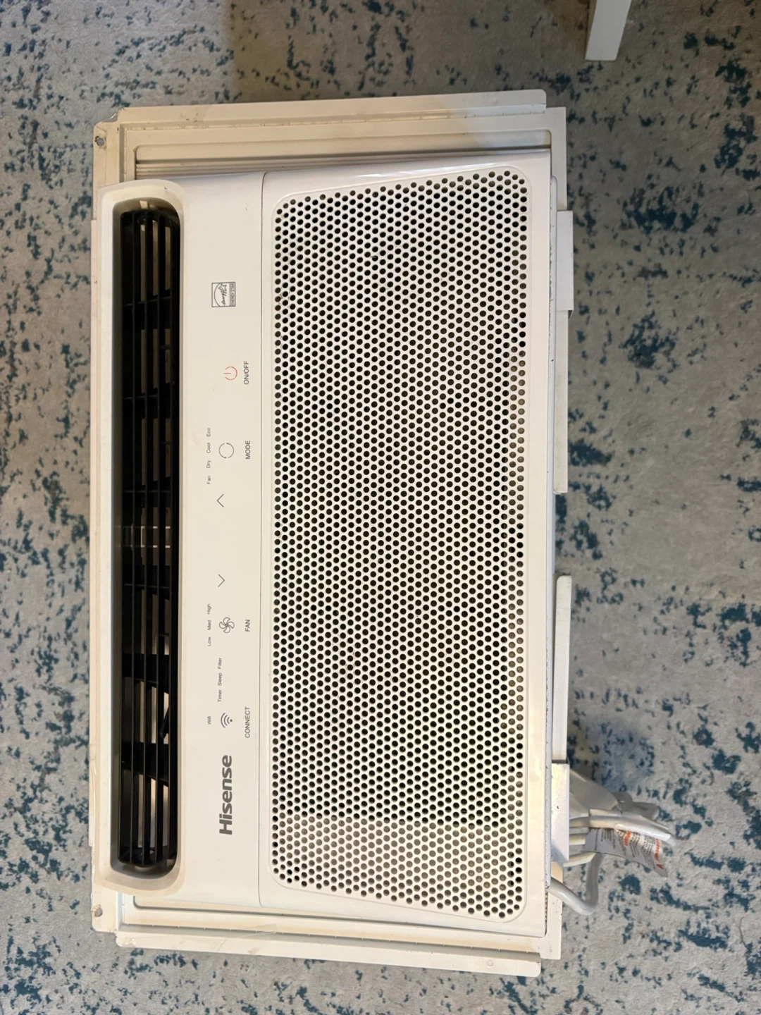 Hisense Window Air Conditioner - photo 3