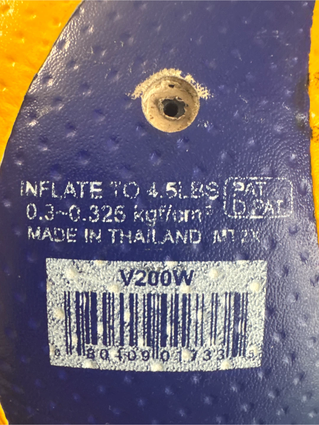 Mikasa V200W Volleyball - photo 3