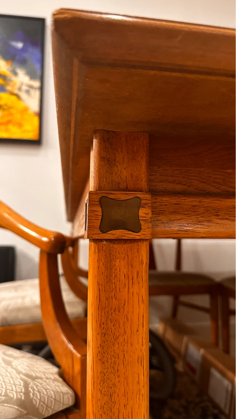 Thomasville Tamerlane mid-century walnut dining set - photo 3