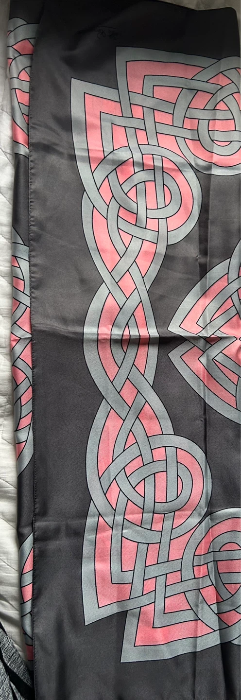 Grey and Pink Celtic Knot Scarf - photo 2