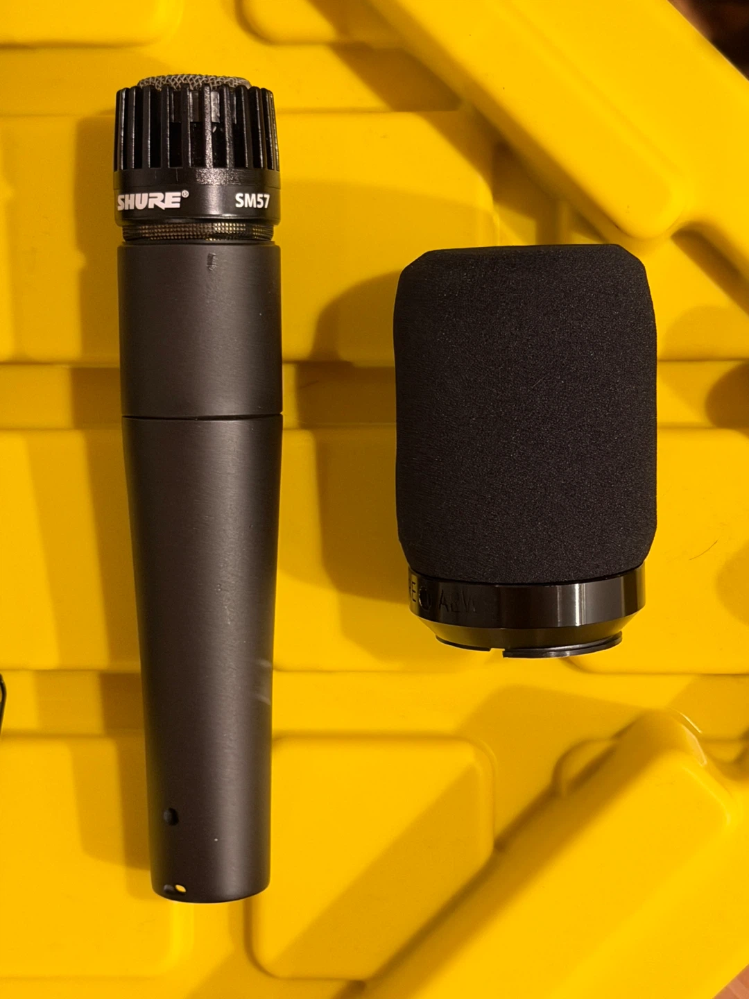 Shure SM57 Microphone with Windscreen