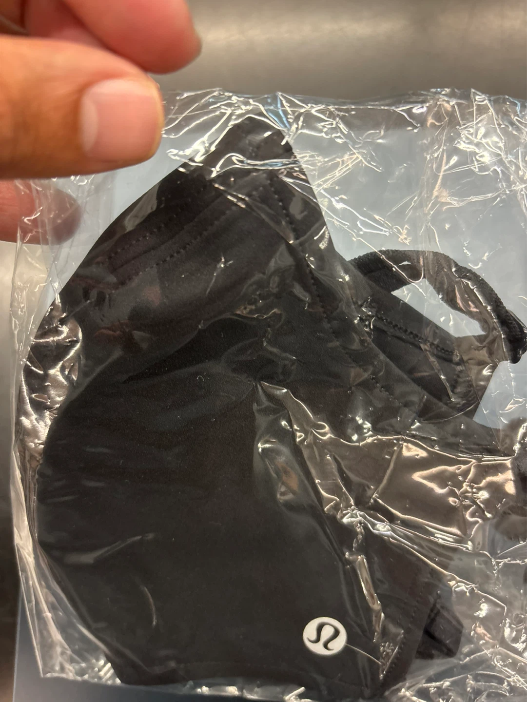 Lululemon Double Strap Face Mask - Black - photo 4
