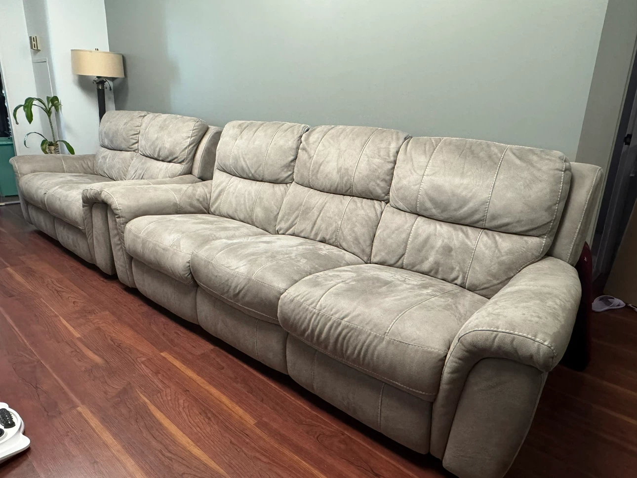 2 Reclining Couch