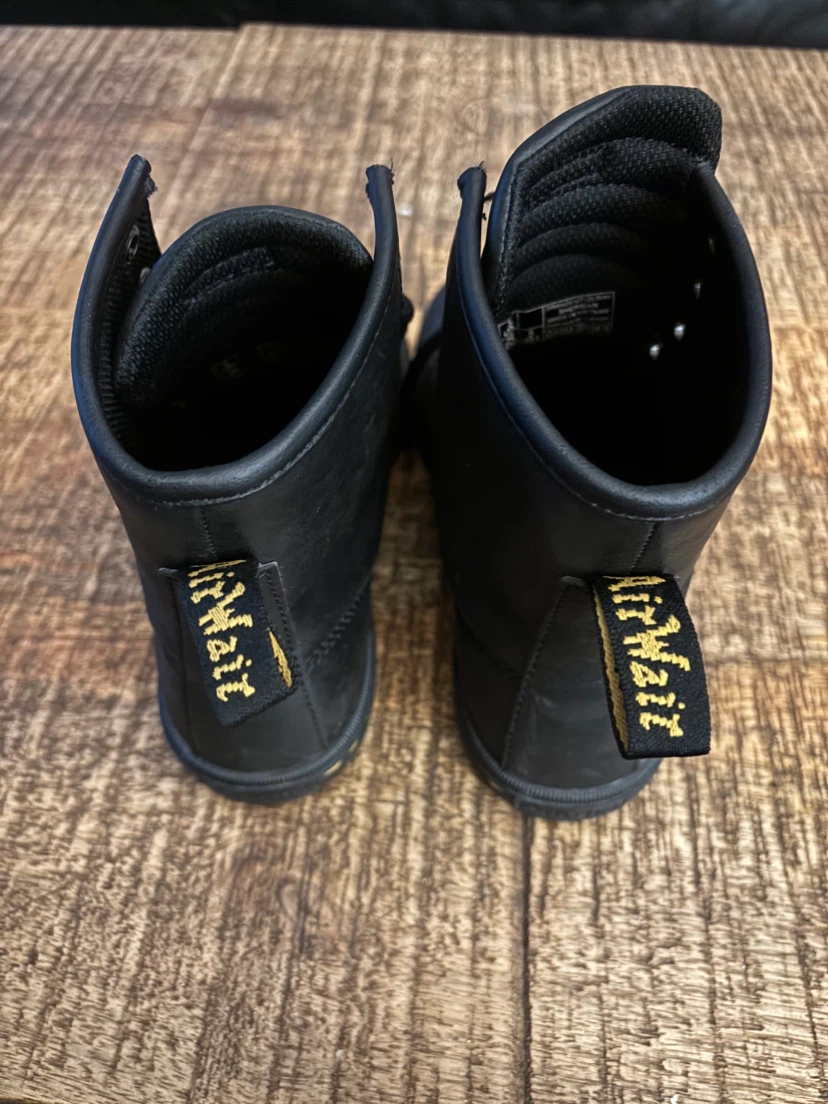Dr. Martens Sheridan Boots Black