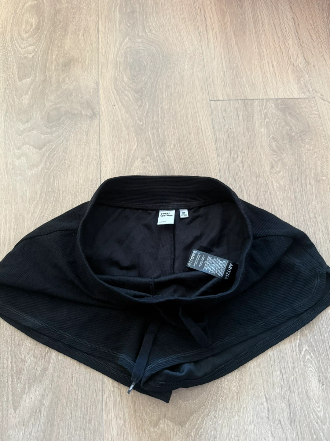 TNA Black Shorts Size XS - photo 2