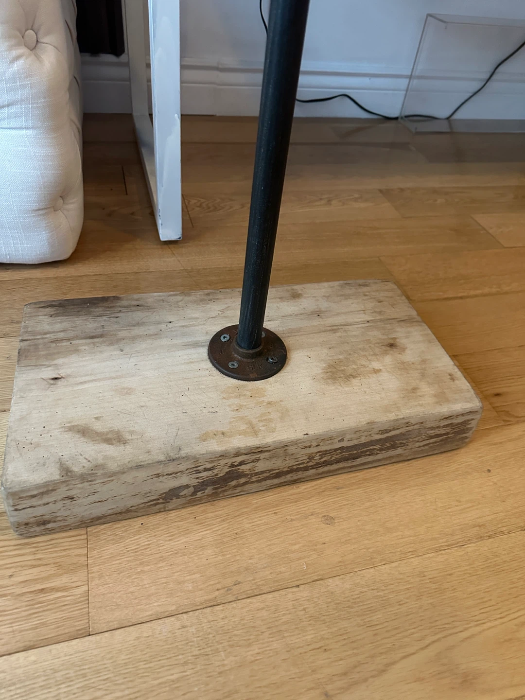 VINTAGE STEEL PIPE GARMENT RACK RECLAIMED WOOD CLOTHING STAND - photo 3
