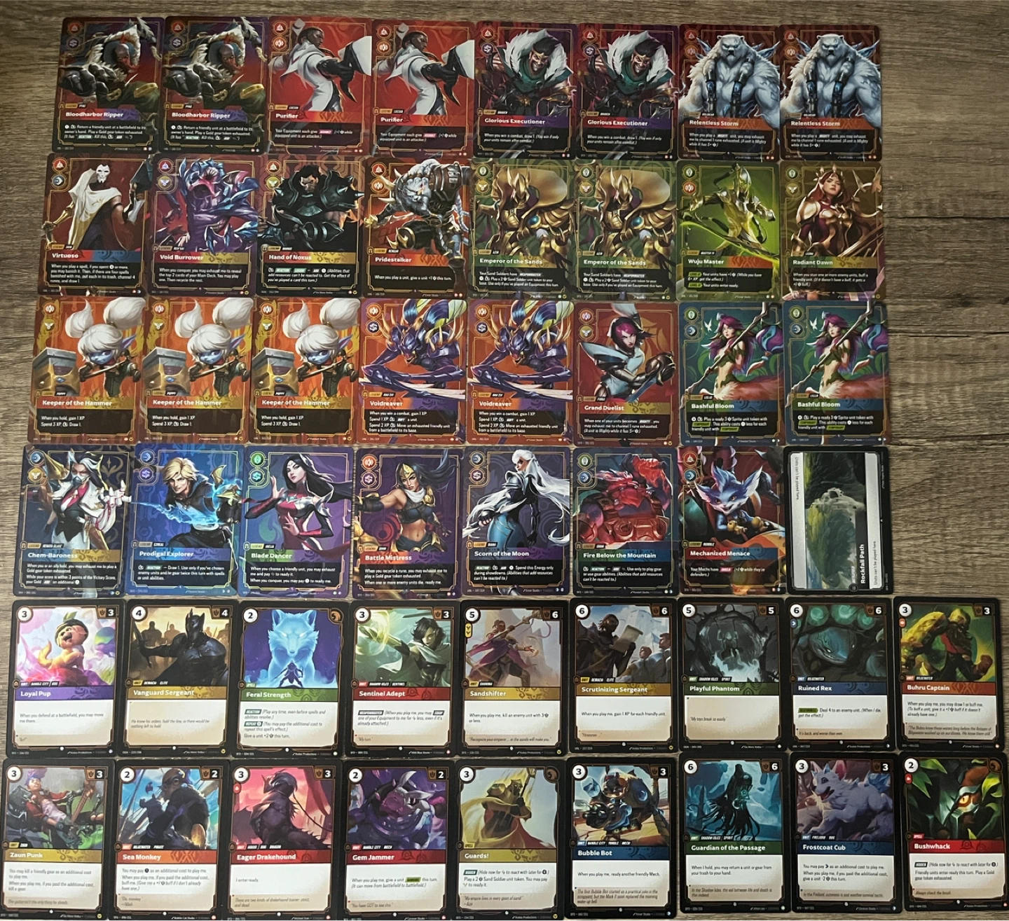A Lot of Riftbound League of Legends Holo Cards (100+)