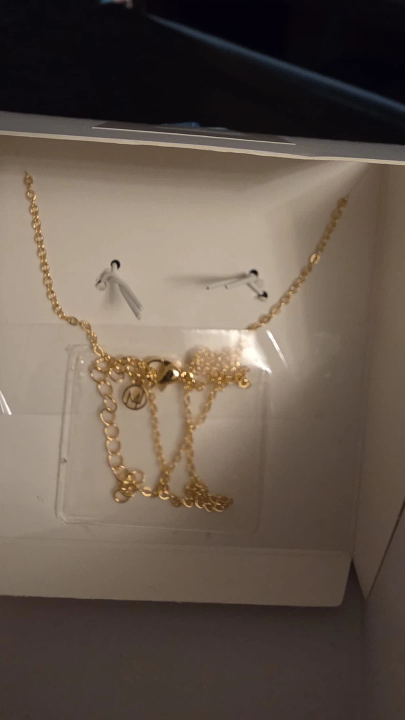 LA MENO Butterfly Necklace - photo 2
