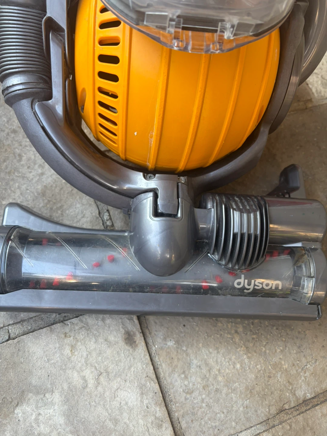 Dyson DC25 Ball Upright Vacuum - photo 3