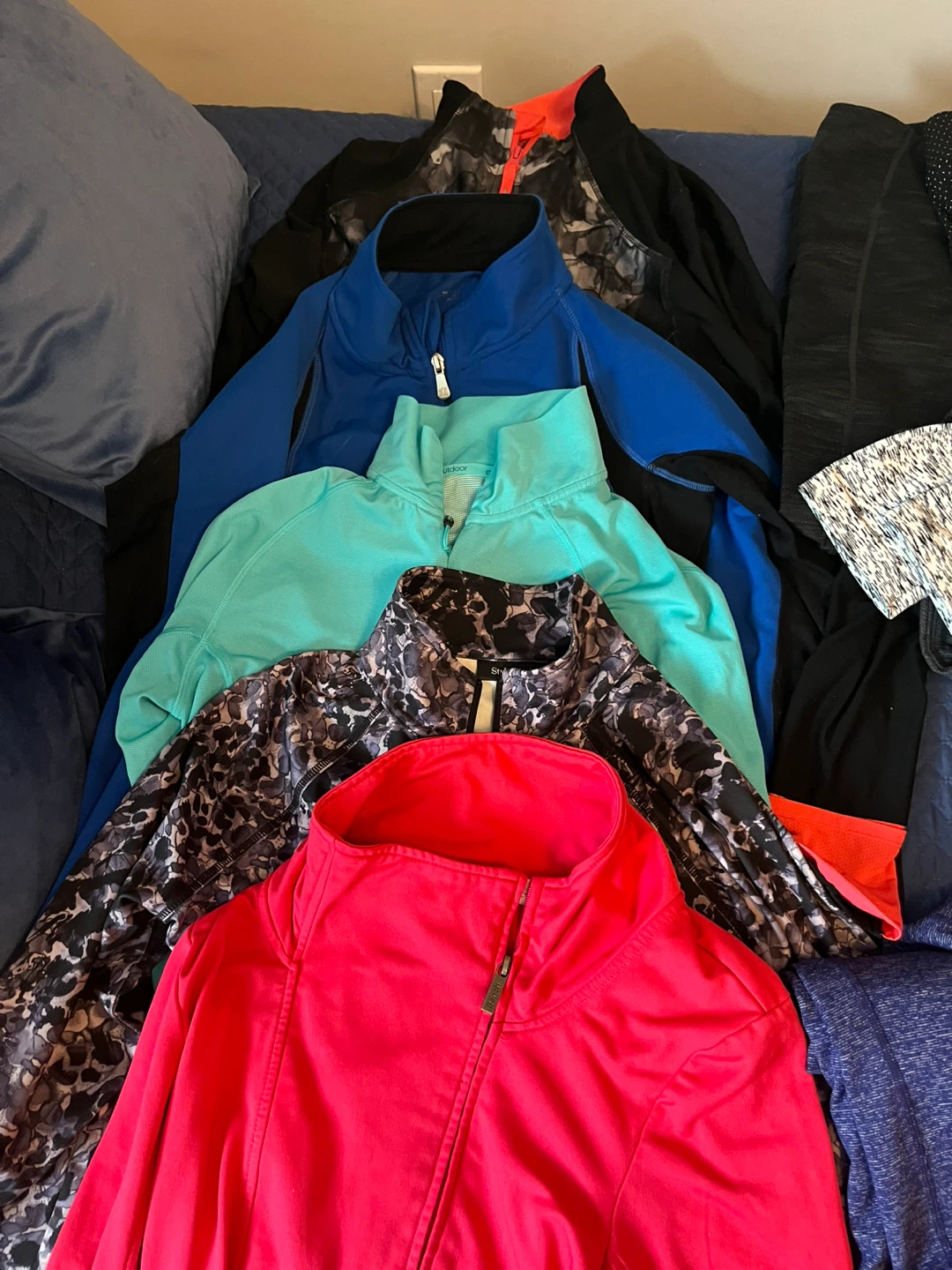 Selling as a LOT !! $50 for all Women’s size MEDIUM - photo 2