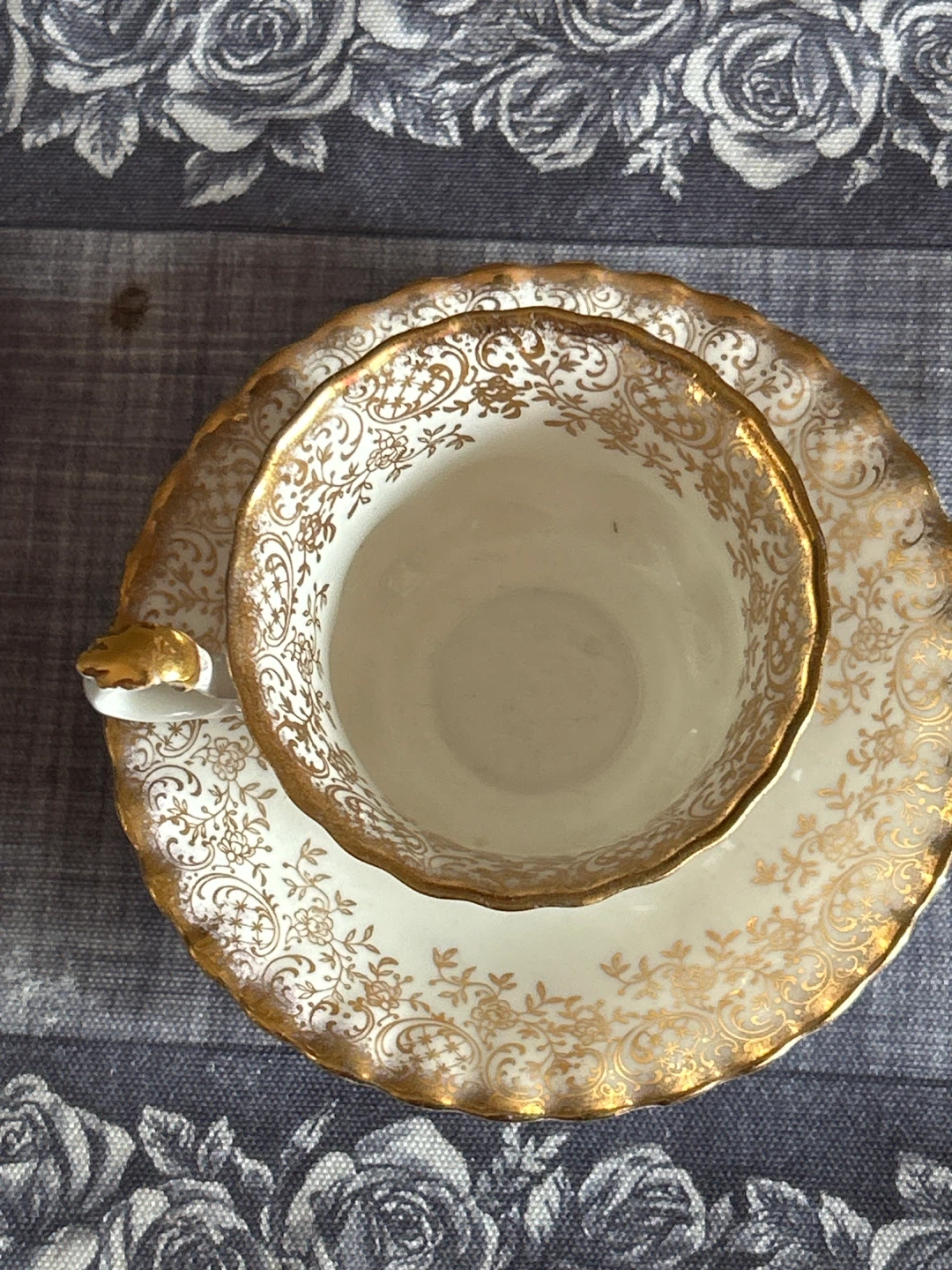 Royal Albert Bone China Tea Cup and Saucer Set - photo 3