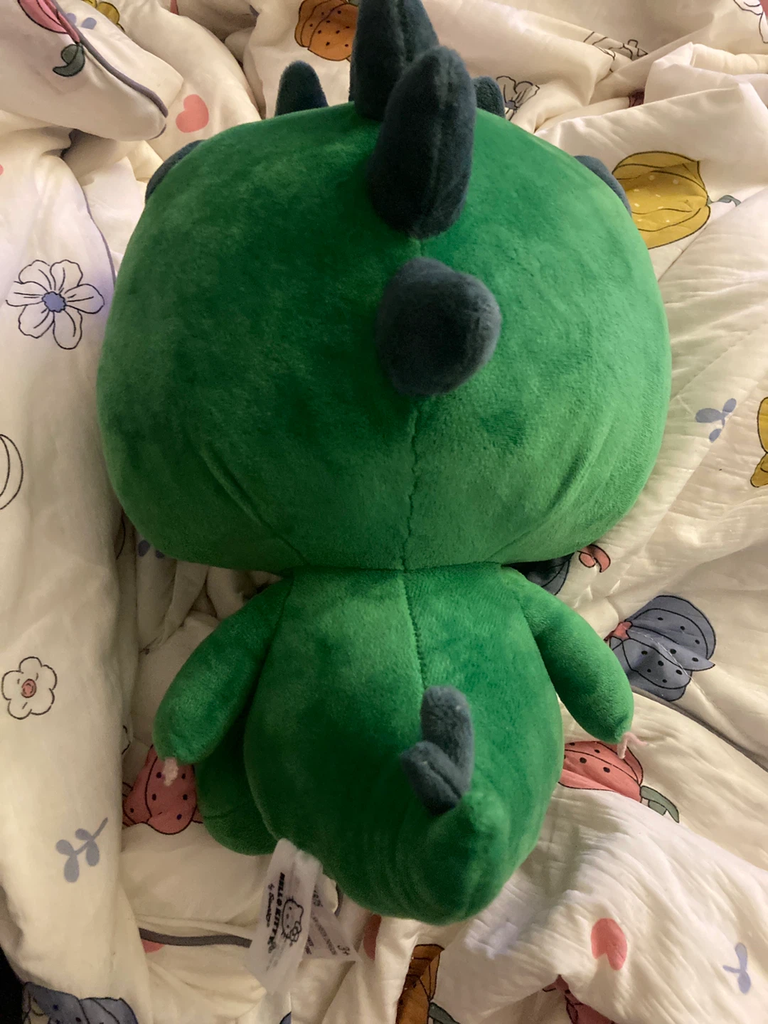 official sanrio fiesta hello kitty green dragon - photo 2