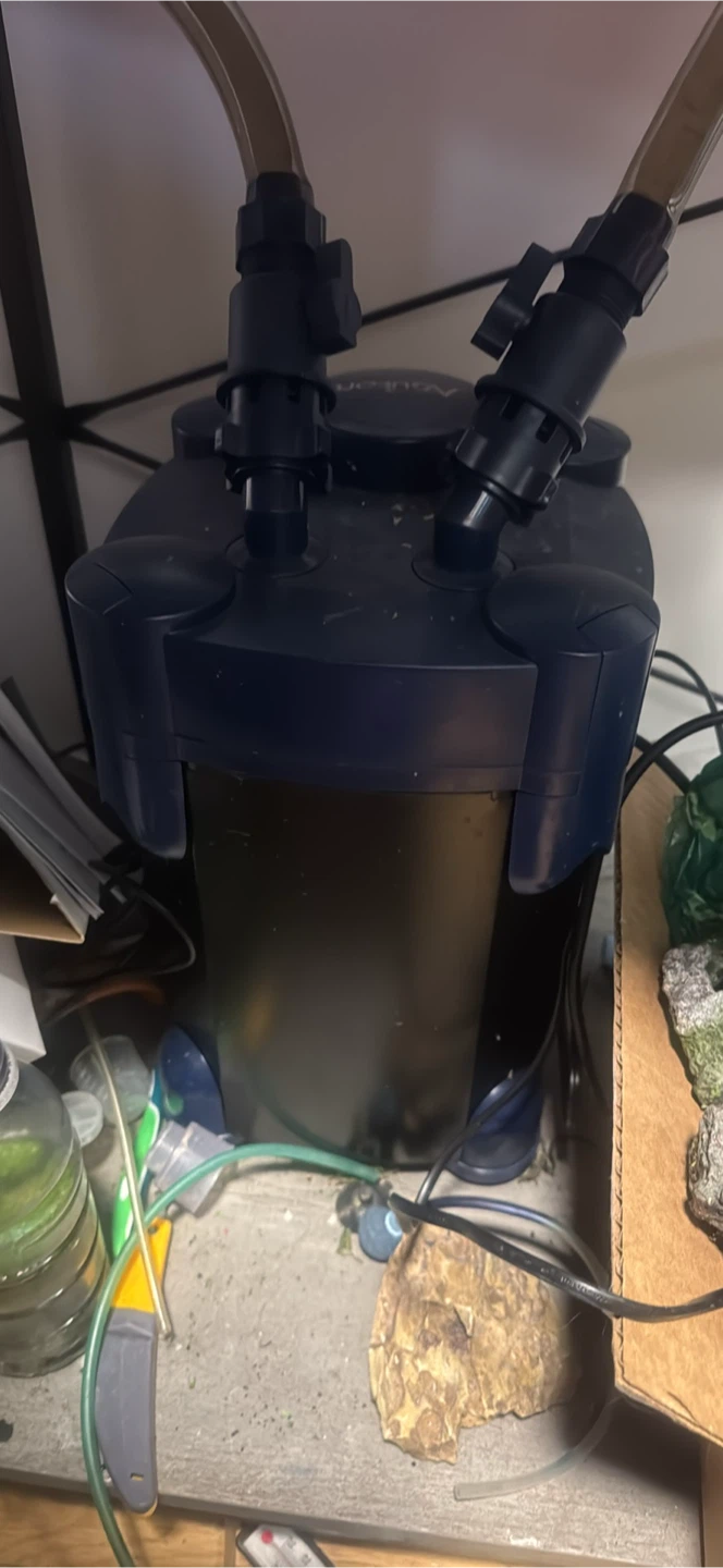 Aqueon QuietFlow 300 Canister Filter with Spray Bar