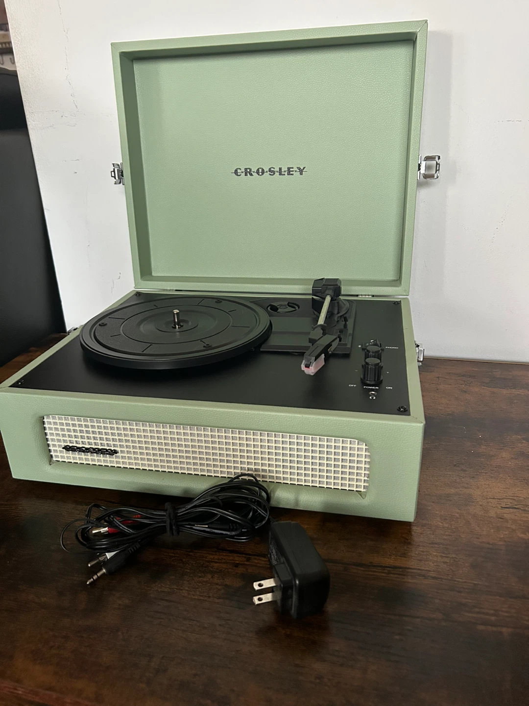 Crosley Record Player - photo 5