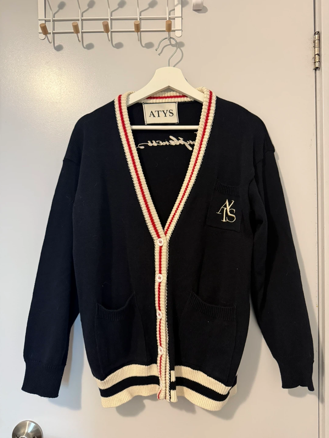 ATYS Navy Cardigan with "Simplessness" Embroidery