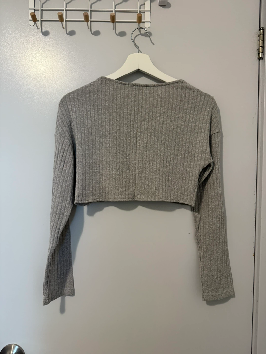 BRIDGE Grey Ribbed Cropped Cardigan - photo 4
