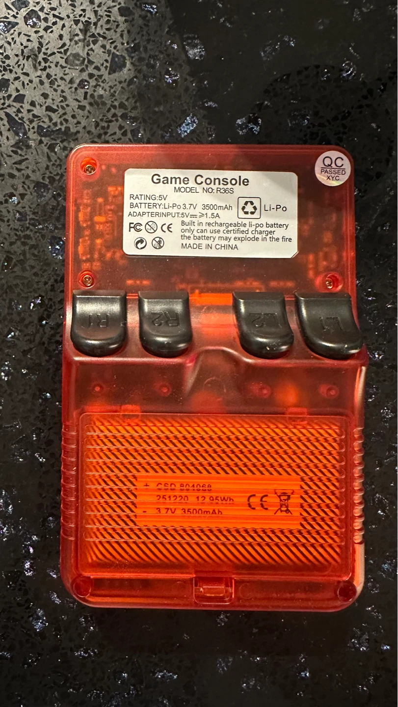 R36S Retro Handheld Game Console - photo 2
