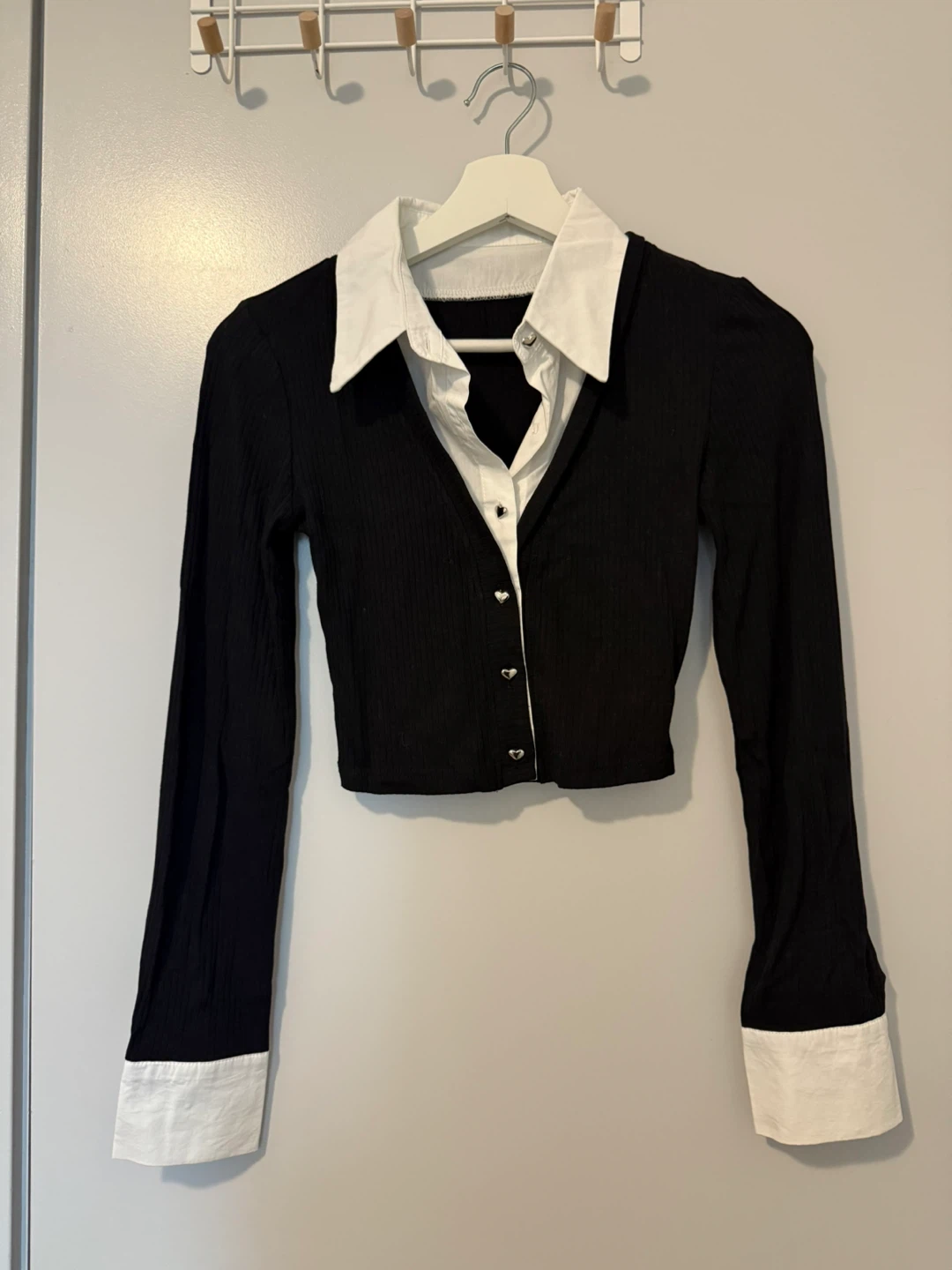 Black and white collared long sleeve shirt