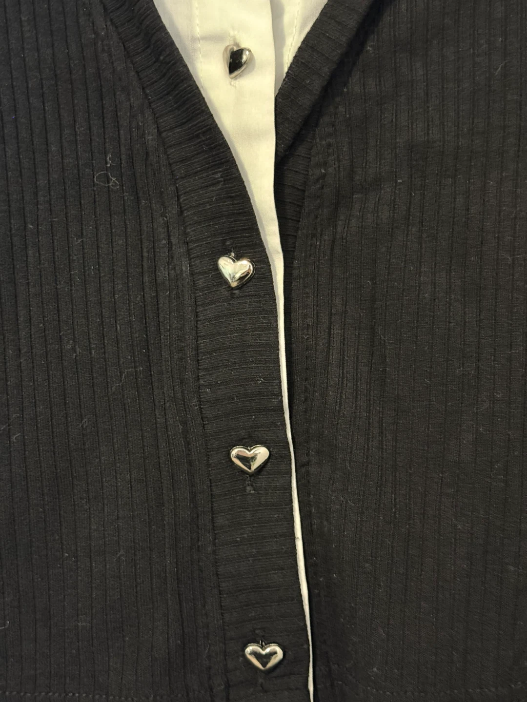 Black and white collared long sleeve shirt - photo 3