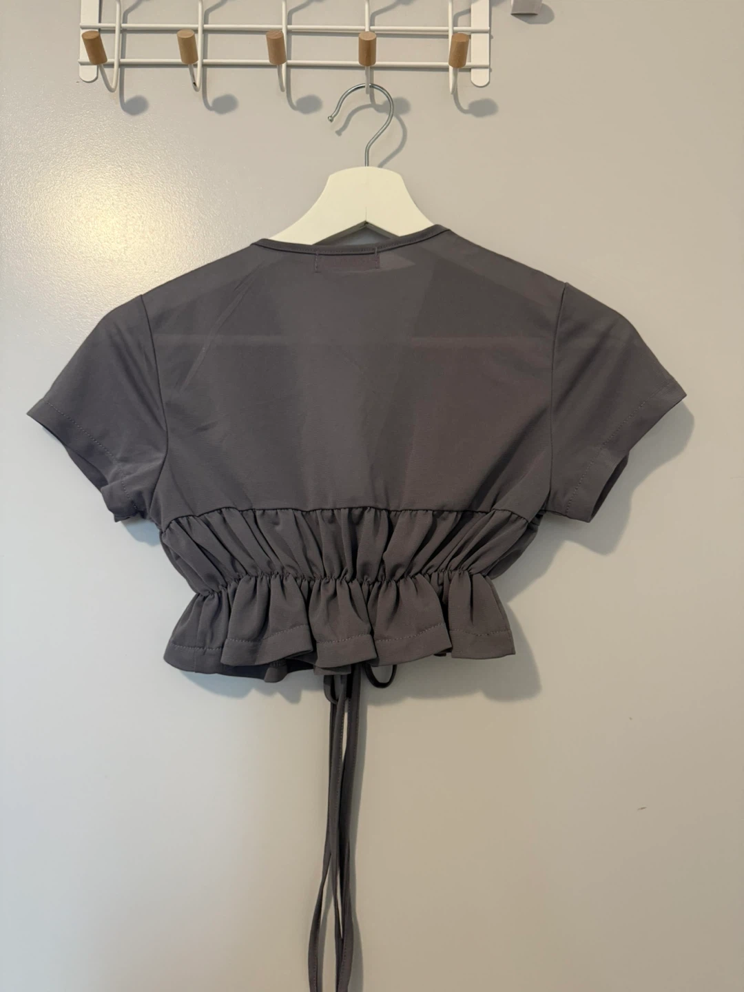 Errorist Grey Ruched Tie-Front Crop Top - photo 4