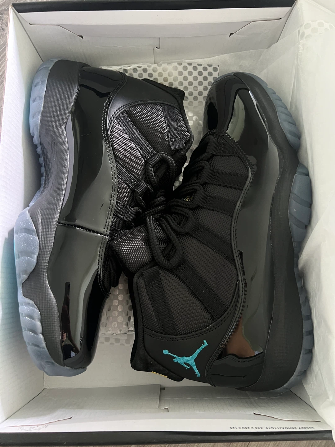 Air Jordan 11 Gamma blue