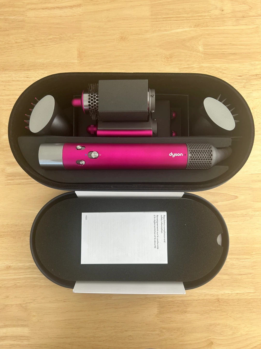 Dyson Airwrap Complete Long - Barely Used (Price Firm)