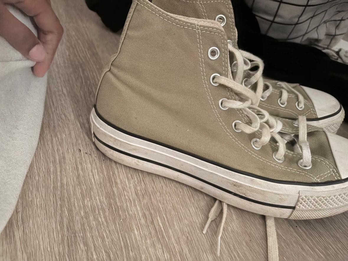 Converse Chuck Taylor All Star High Top Sneakers