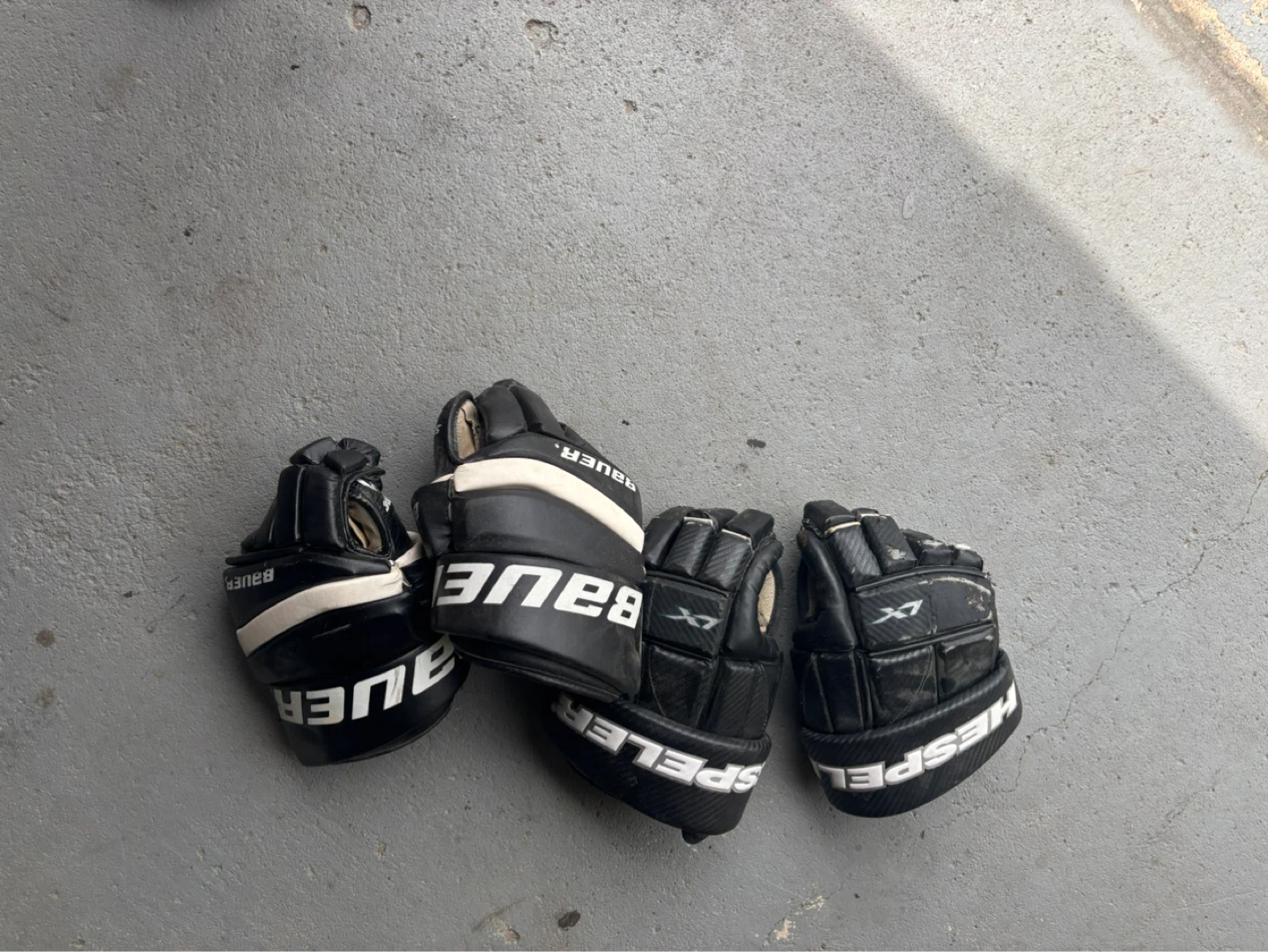 K2 Exotech Soft Boot Skates and Bauer Hockey Gloves - photo 2