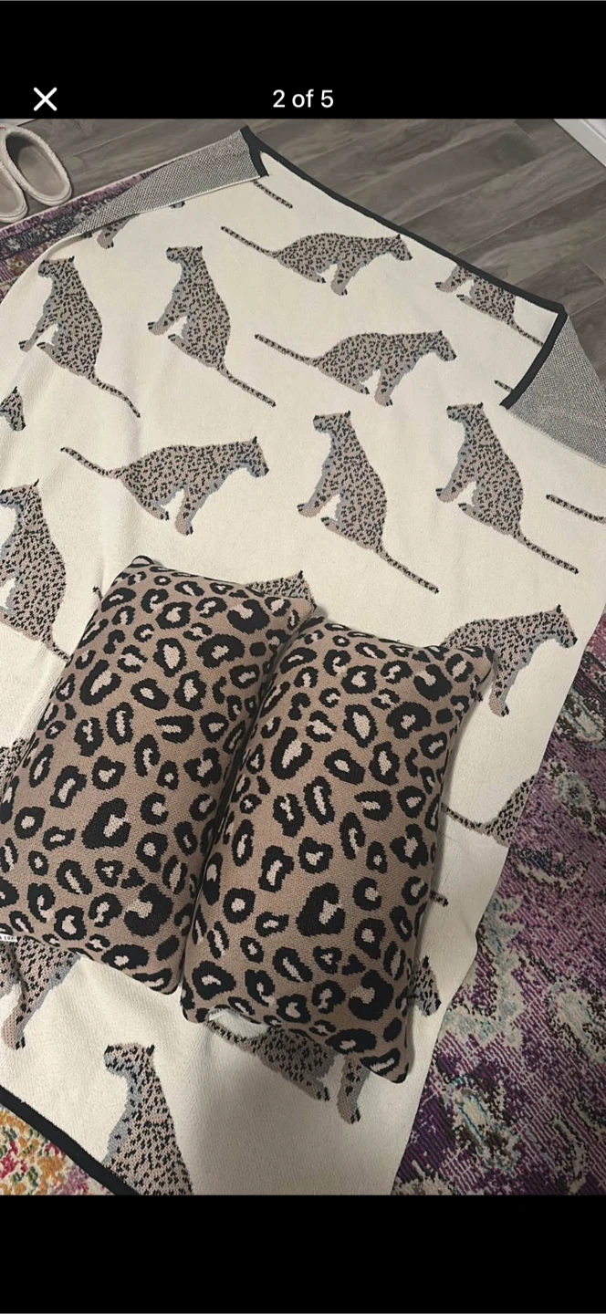 2 Cheetah Print Pillows, Cheetah Blanket, and Bouquet Blanket - photo 2