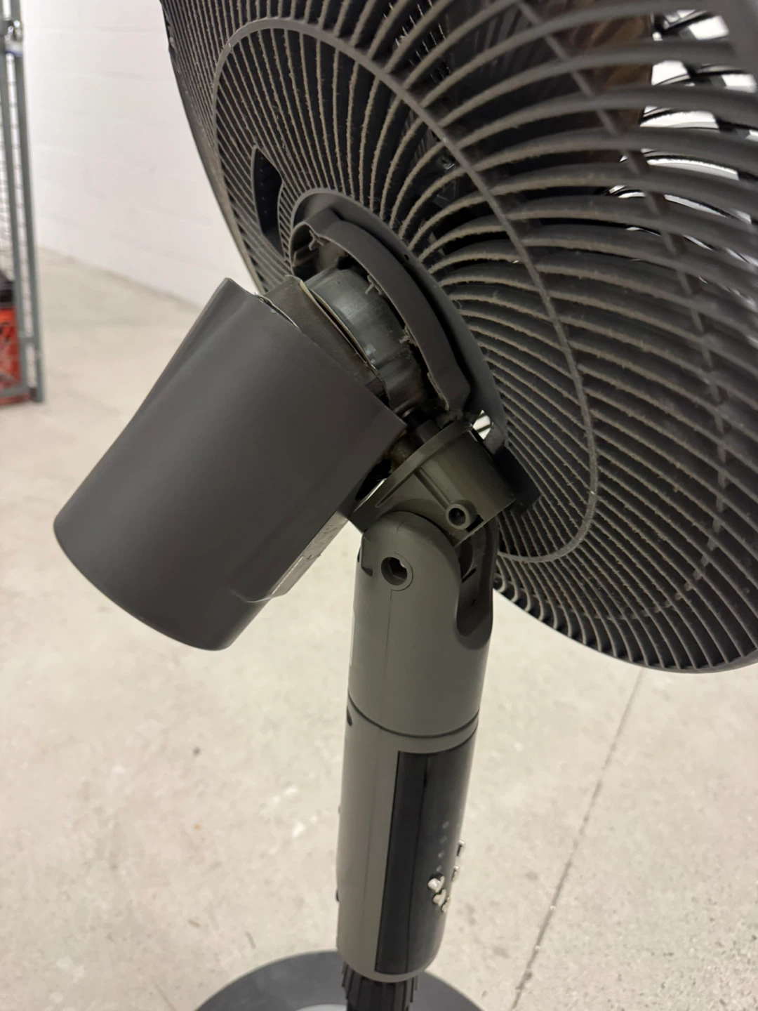 Westpointe Standing Fan - photo 4