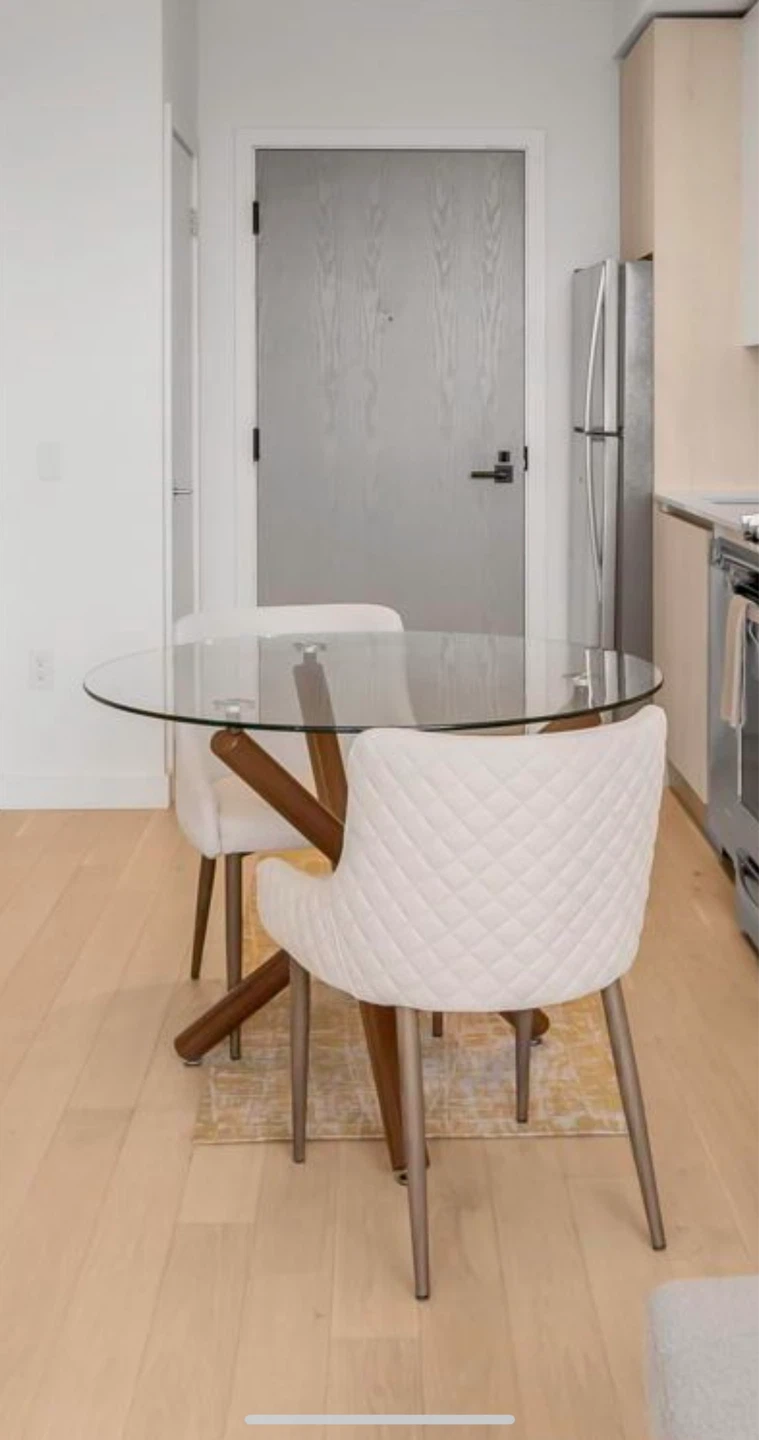 Round Glass Dining Table - photo 2
