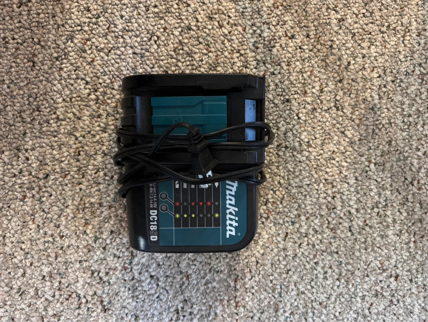 Makita Battery Charger
