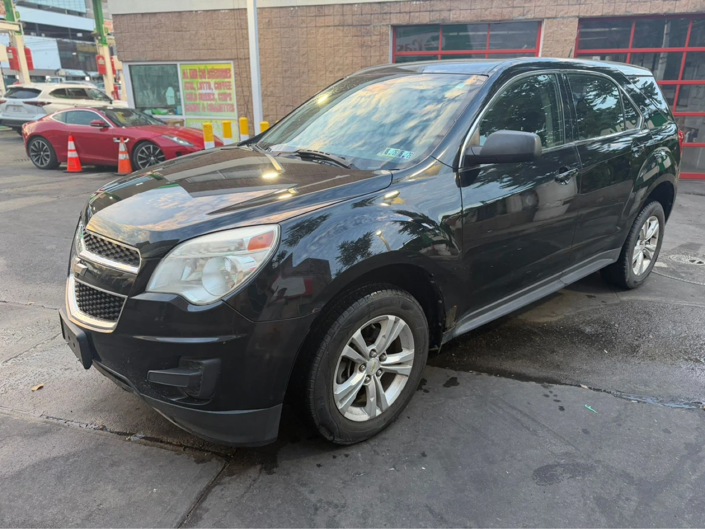 Black Chevrolet Equinox SUV - photo 4
