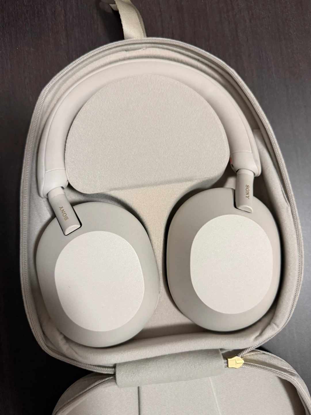 SONY WH-1000XM5 - LIKE NEW