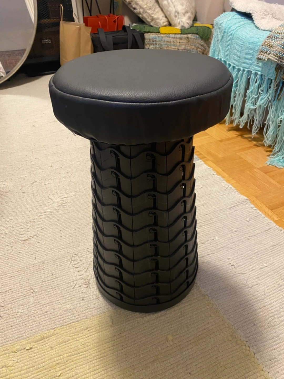 Collapsible stool - photo 4