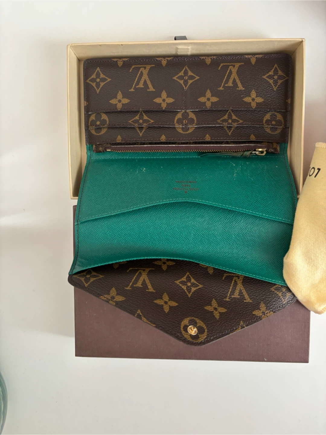 Louis Vuitton Wallet - photo 5