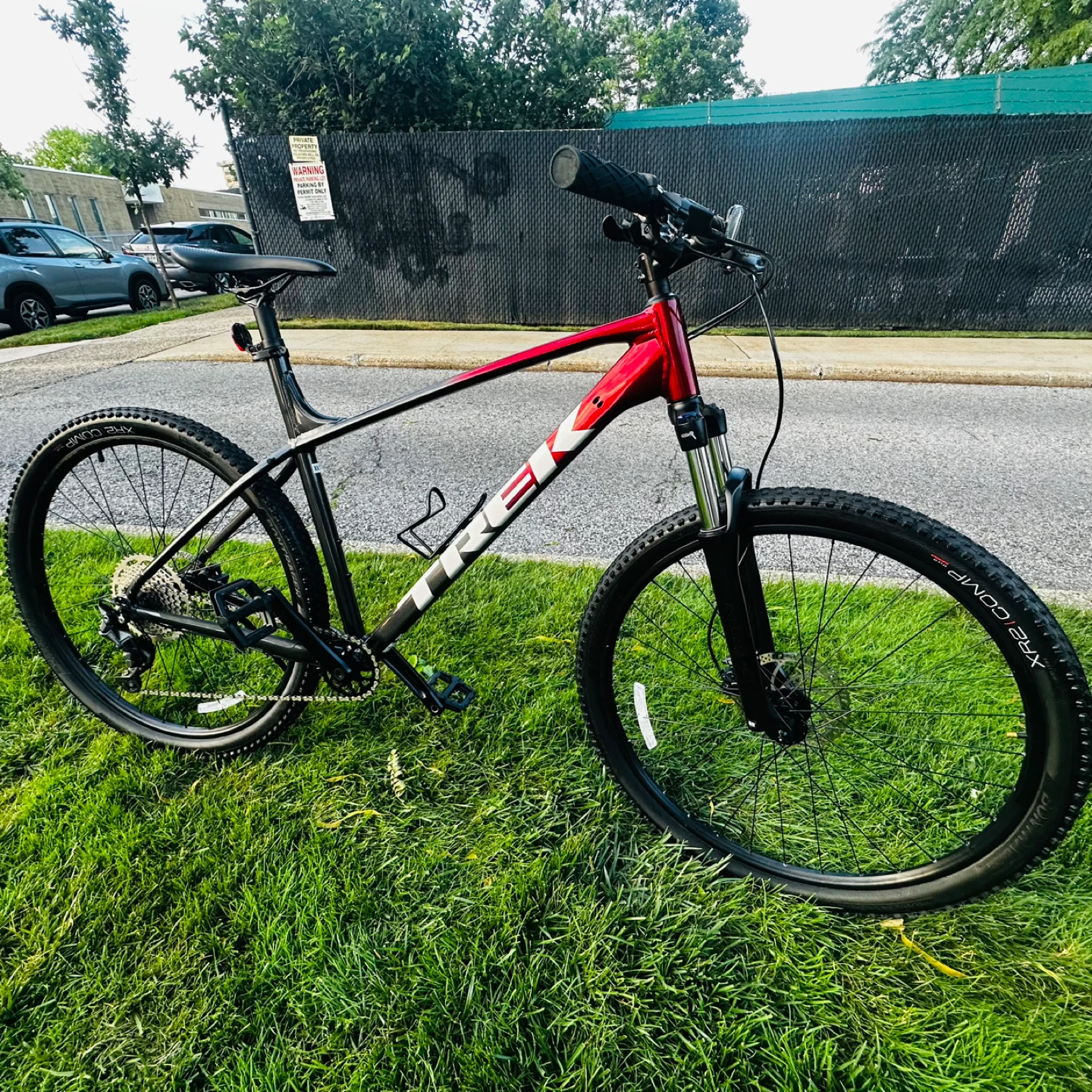 Trek Marlin 6 Gen 3 Bicycle (2024) - photo 2