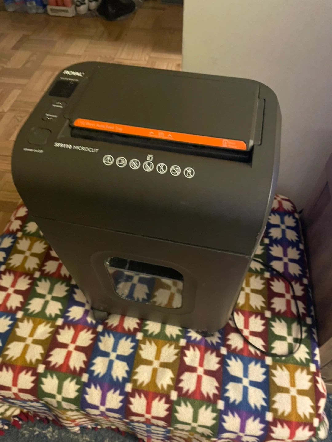 ROYAL SF910 Microcut Shredder