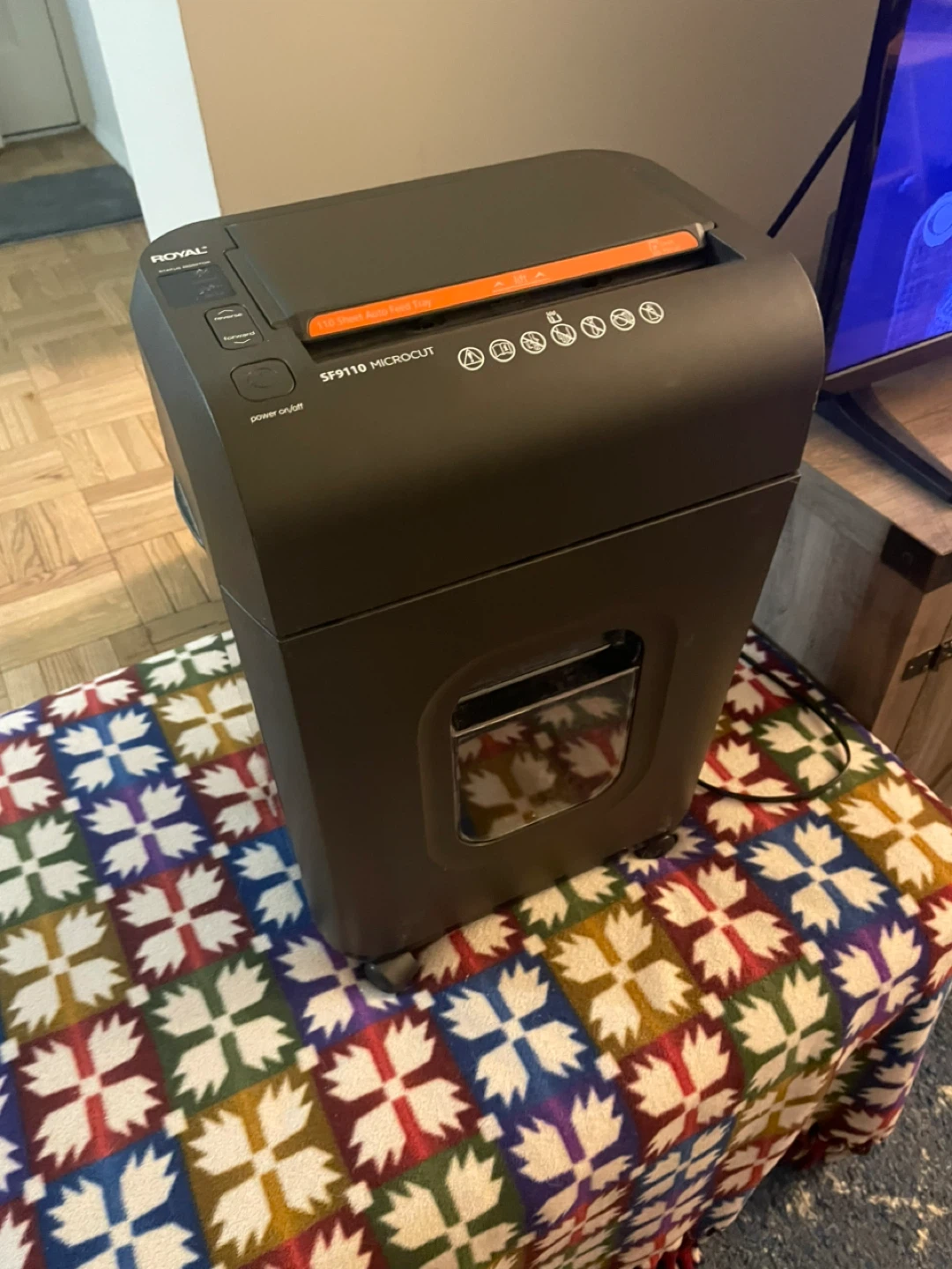 ROYAL SF910 Microcut Shredder - photo 2