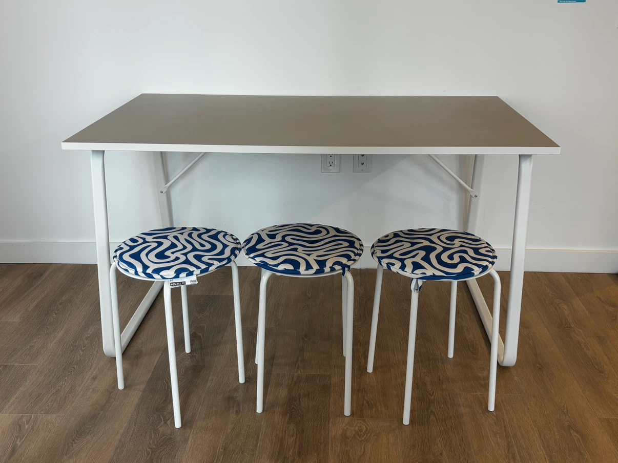 MOVING SALE – IKEA Furniture (Downtown Toronto) - photo 4