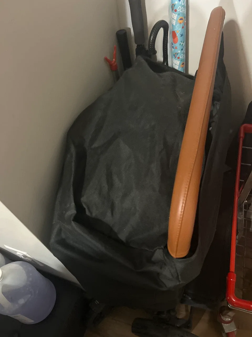 Black Shopping Cart with Brown Handle - photo 2