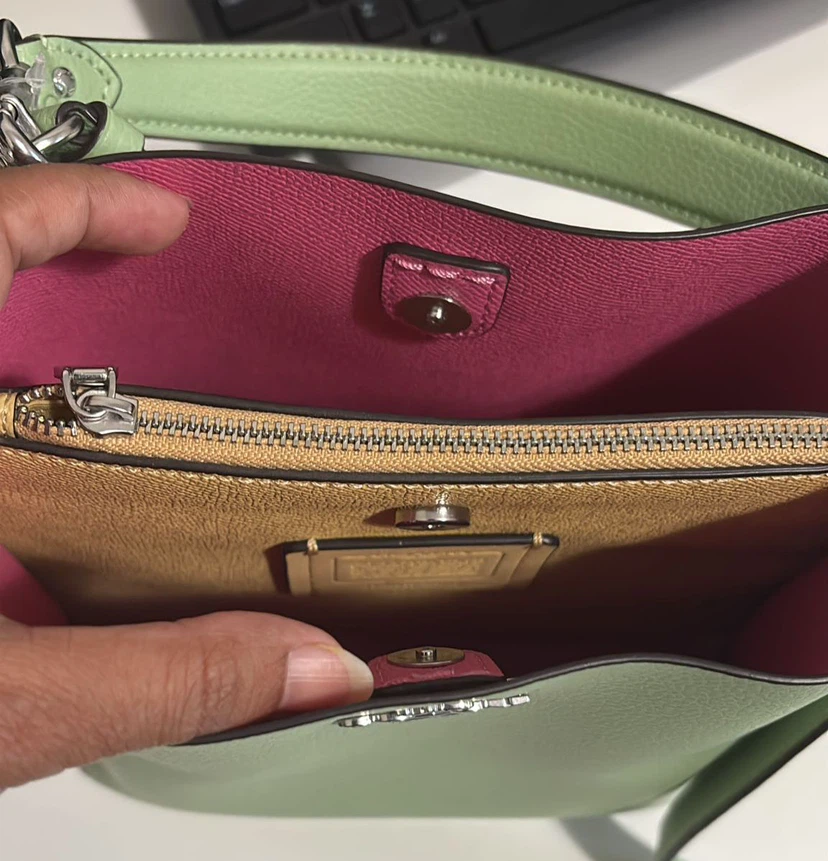 Coach Bucket Bag - Light Green Leather - photo 5