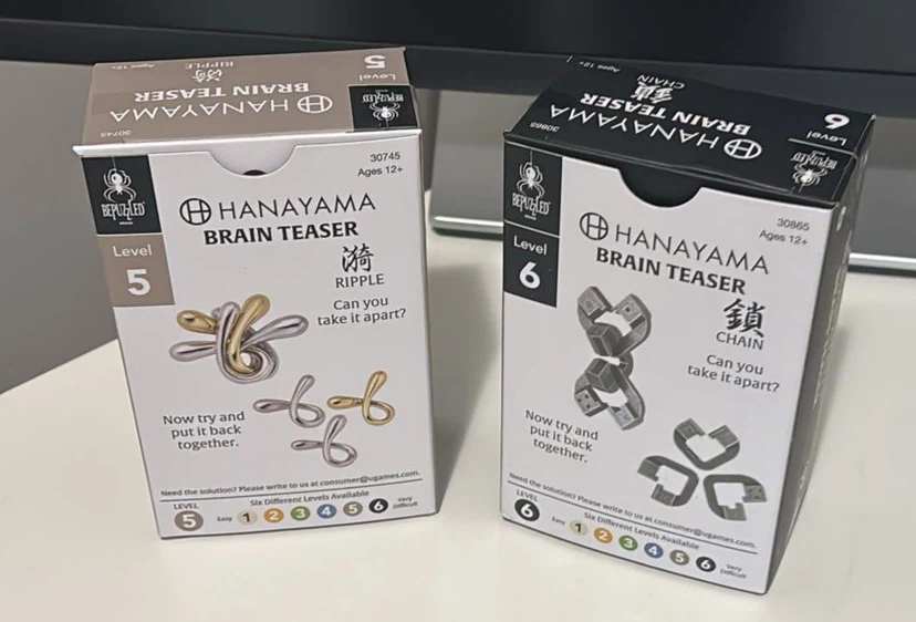 Hanayama Brain Teaser Level 6 Chain Puzzle - photo 3