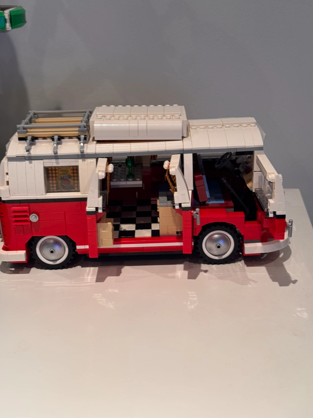 LEGO Creator Expert Volkswagen T1 Camper Van (10220) - photo 2