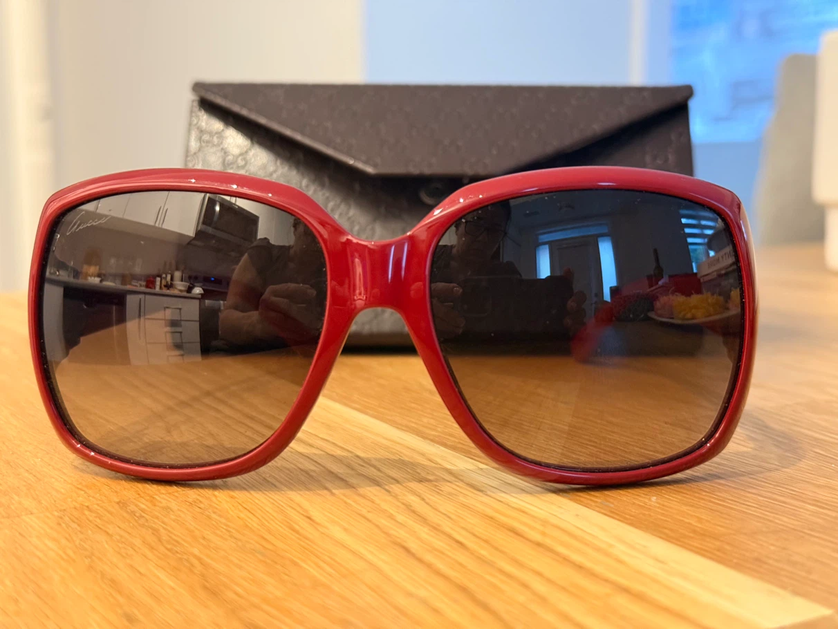 Authentic Gucci GG3008/S Oversized Sunglasses with Original Case