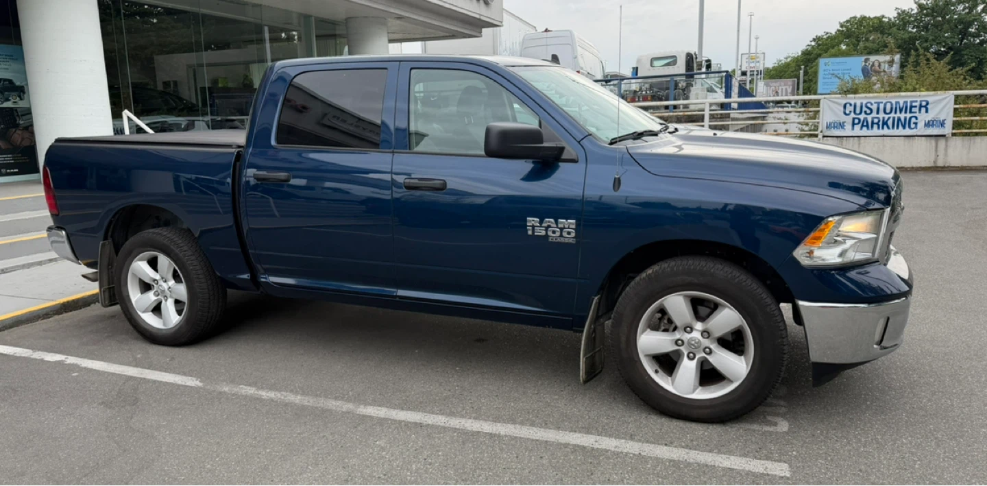 2023 Ram 1500 Tradesman 4x4 Crew Cab – 14 KM – Like New”