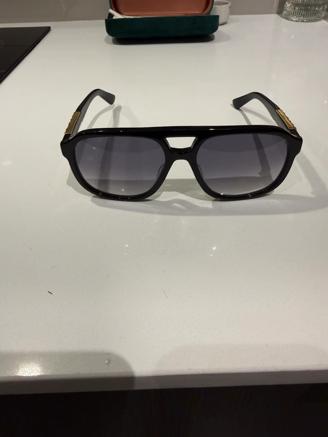 Gucci Sunglasses - photo 3