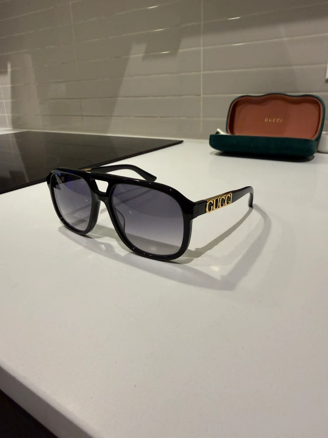 Gucci Sunglasses - photo 2